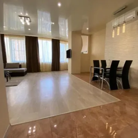 Apartamente De Lux Schitu